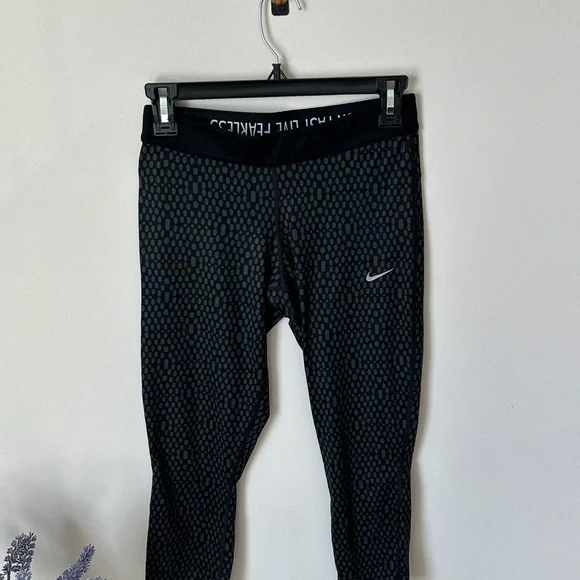 Nike Leggings cropped - Picture 2 of 9
